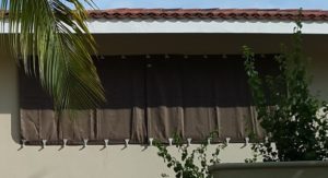 Read more about the article 5 reasons to have hurricane shutters or hurricane screen protection